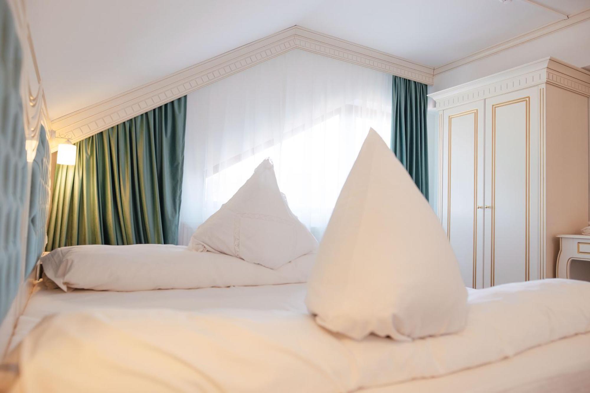 Hotel Miruna Sîmbăta de Sus 外观 照片